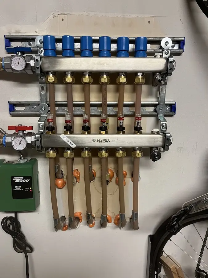 Plumber performing Gas Line Installation at a residential property in Sammamish