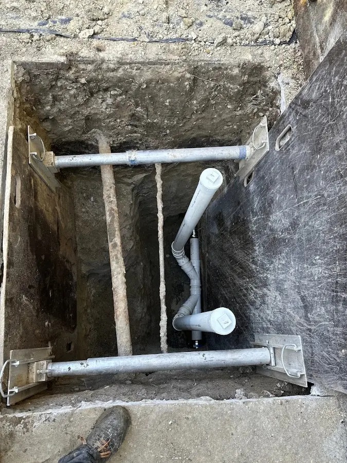 Experienced plumber completing Gas Line Repair work in Sammamish